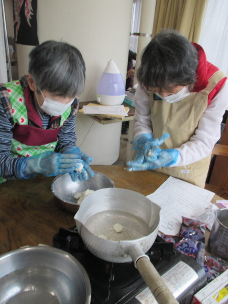 お菓子クラブ！！